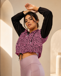 Women’s cropped windbreaker Animal print pink.